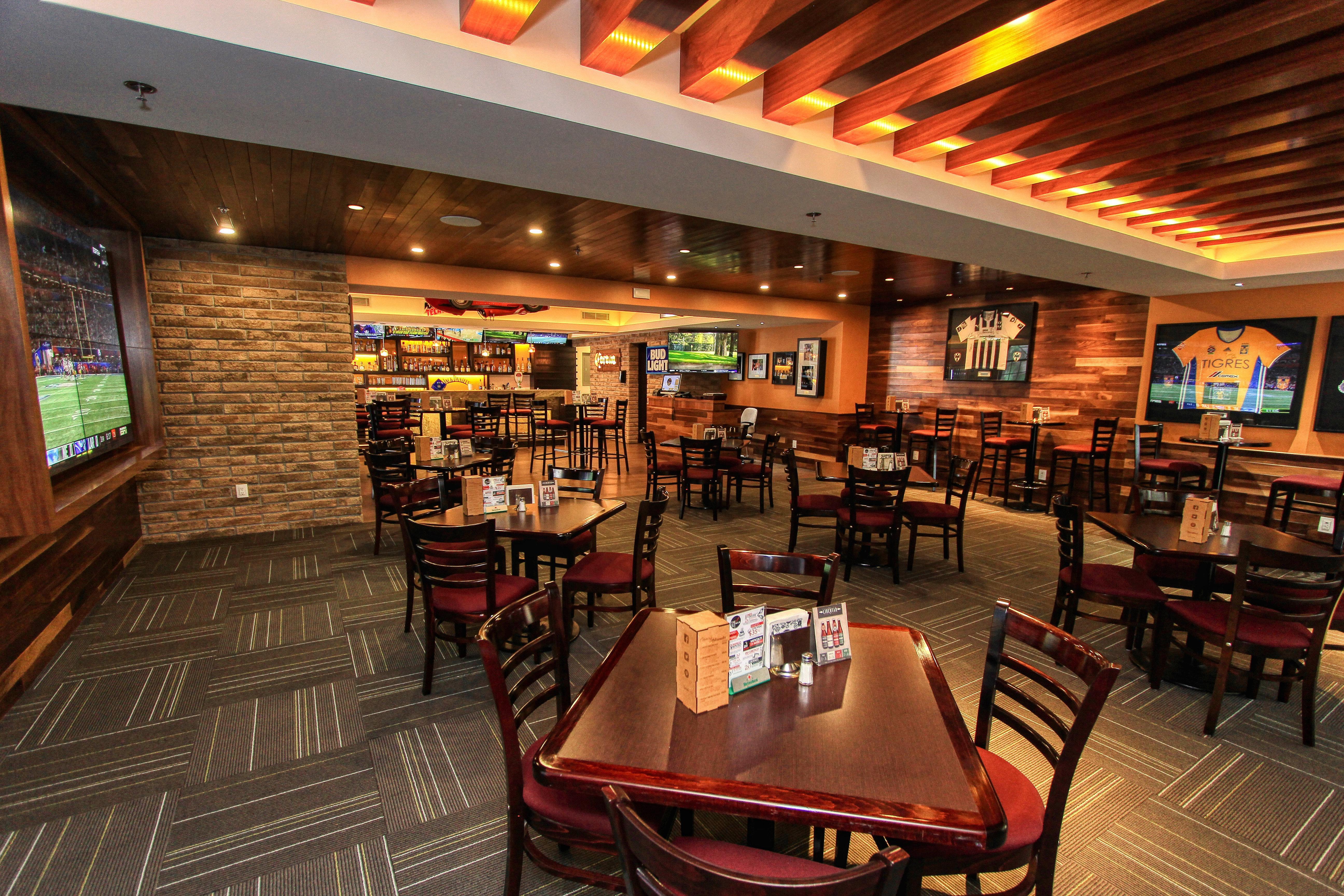 Holiday Inn Leon By Ihg Bagian luar foto