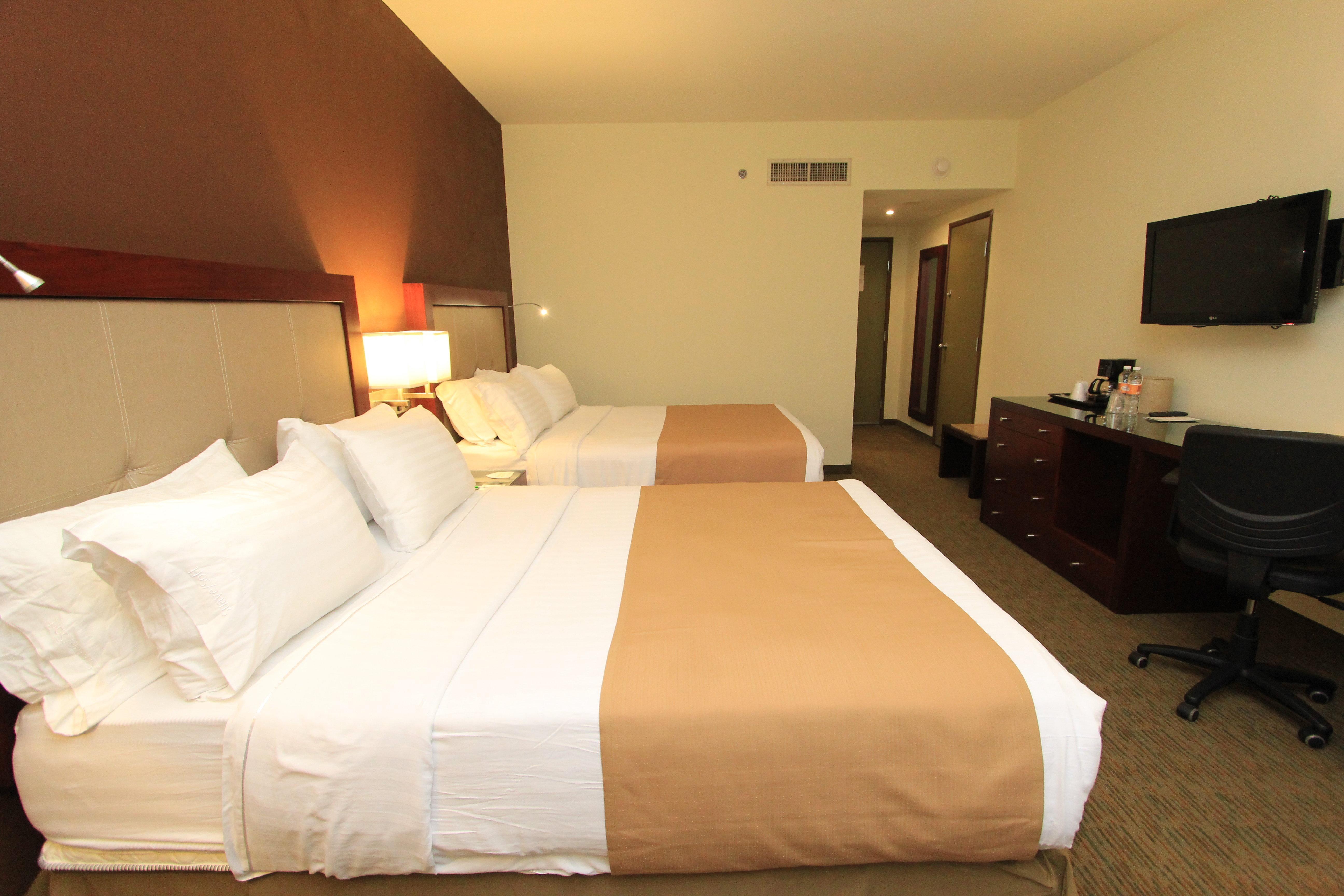 Holiday Inn Leon By Ihg Bagian luar foto
