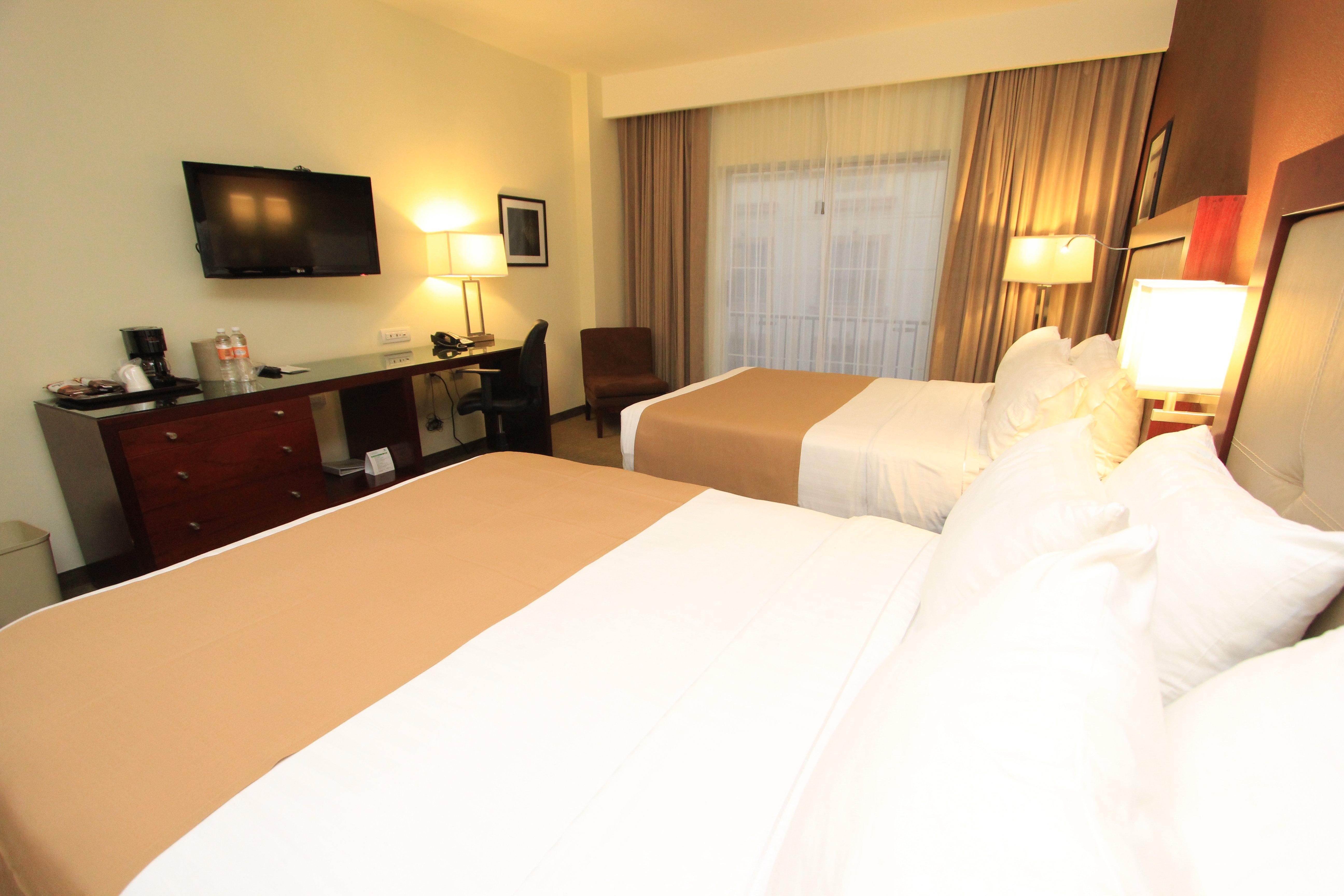 Holiday Inn Leon By Ihg Bagian luar foto