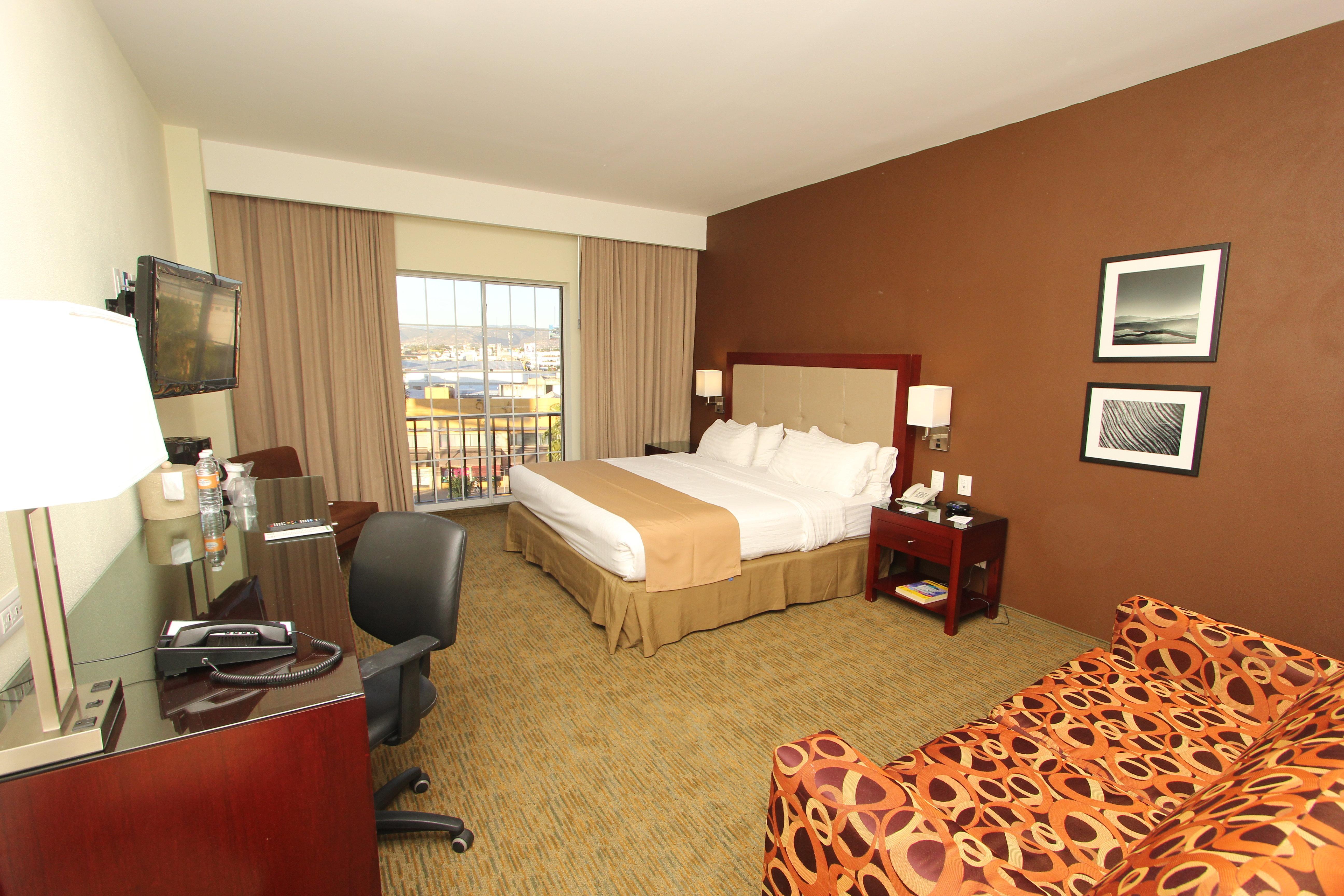 Holiday Inn Leon By Ihg Bagian luar foto